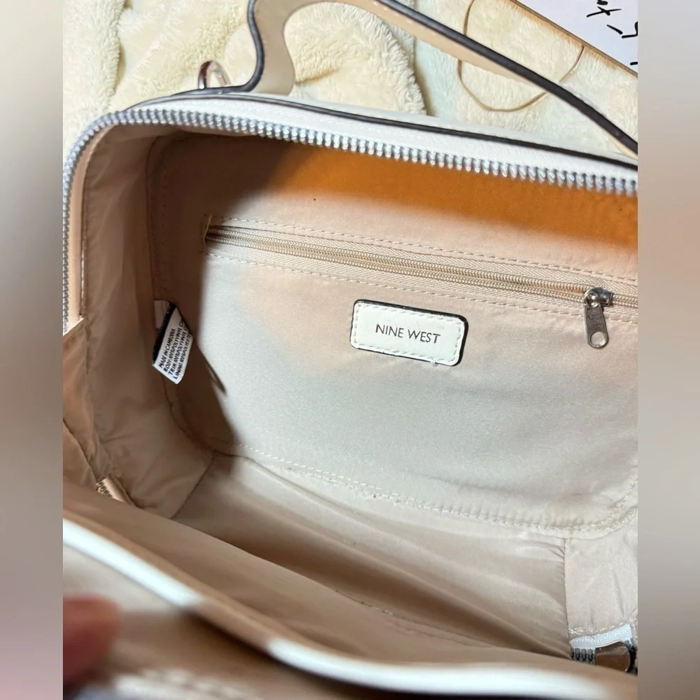 Nine West Makeup/ Toiletries Bag